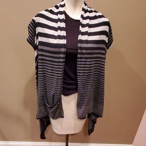 BCBG CARDIGAN